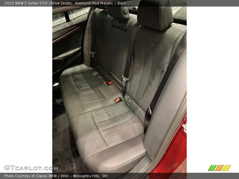 Aventurin Red Metallic / Black 2023 BMW 5 Series 530i xDrive Sedan