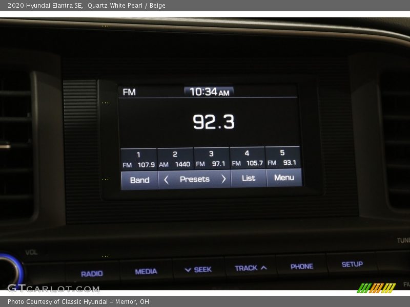 Quartz White Pearl / Beige 2020 Hyundai Elantra SE