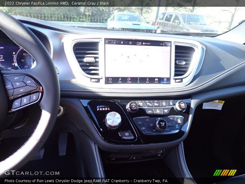 Ceramic Gray / Black 2022 Chrysler Pacifica Limited AWD