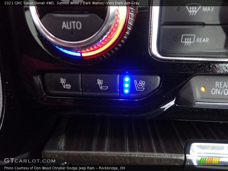Summit White / Dark Walnut/­Very Dark Ash Gray 2021 GMC Yukon Denali 4WD