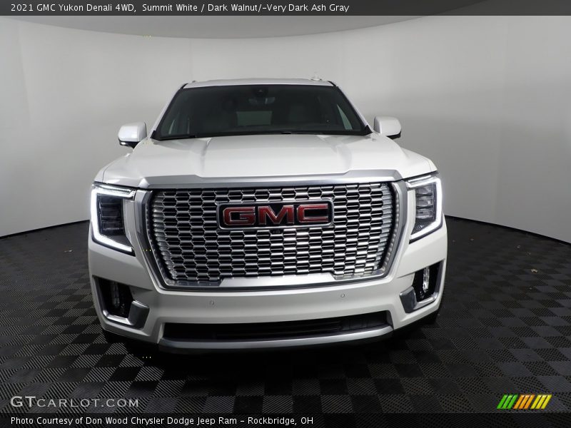 Summit White / Dark Walnut/­Very Dark Ash Gray 2021 GMC Yukon Denali 4WD