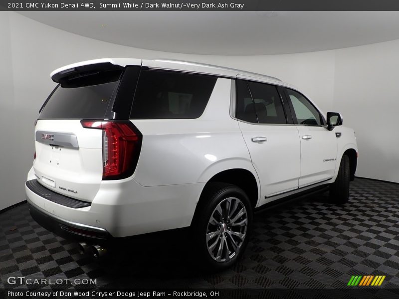 Summit White / Dark Walnut/­Very Dark Ash Gray 2021 GMC Yukon Denali 4WD