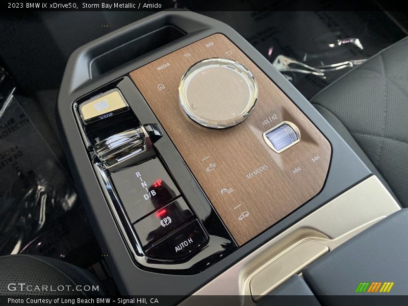  2023 iX xDrive50 1 Speed Automatic Shifter