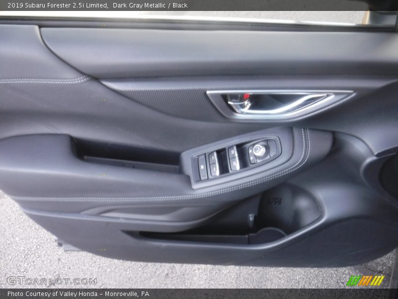 Dark Gray Metallic / Black 2019 Subaru Forester 2.5i Limited