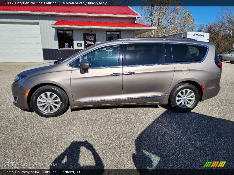 Molten Silver / Black/Alloy 2017 Chrysler Pacifica Touring L