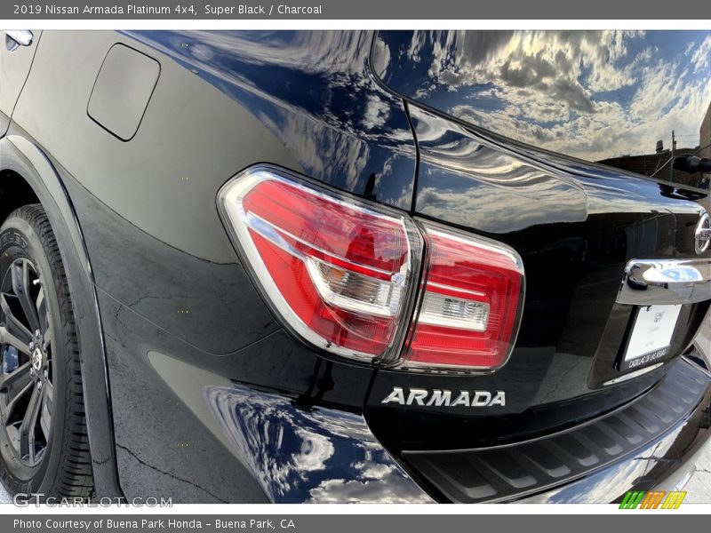 Super Black / Charcoal 2019 Nissan Armada Platinum 4x4