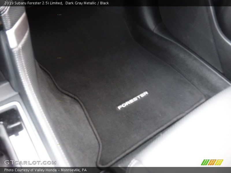Dark Gray Metallic / Black 2019 Subaru Forester 2.5i Limited
