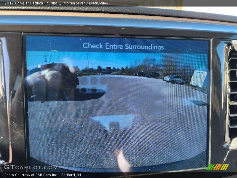 Molten Silver / Black/Alloy 2017 Chrysler Pacifica Touring L
