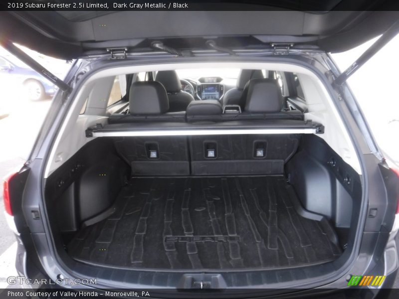 Dark Gray Metallic / Black 2019 Subaru Forester 2.5i Limited