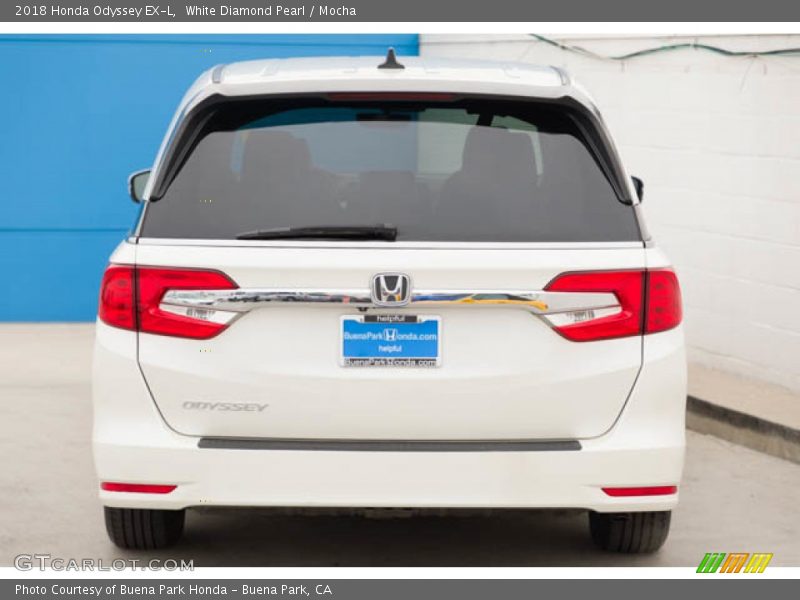 White Diamond Pearl / Mocha 2018 Honda Odyssey EX-L