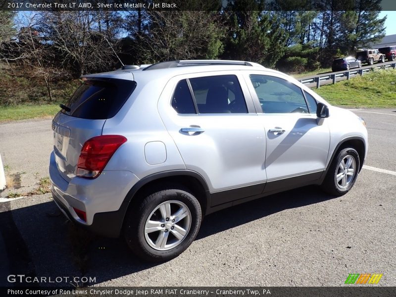 Silver Ice Metallic / Jet Black 2017 Chevrolet Trax LT AWD