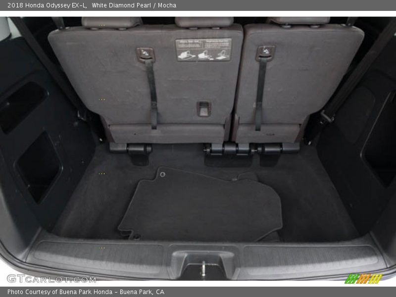 White Diamond Pearl / Mocha 2018 Honda Odyssey EX-L