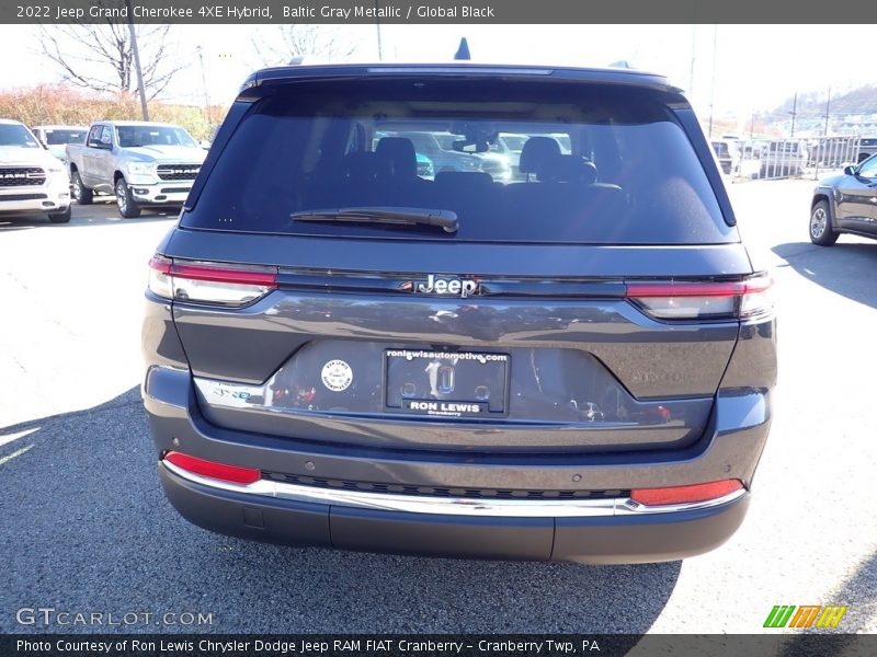 Baltic Gray Metallic / Global Black 2022 Jeep Grand Cherokee 4XE Hybrid