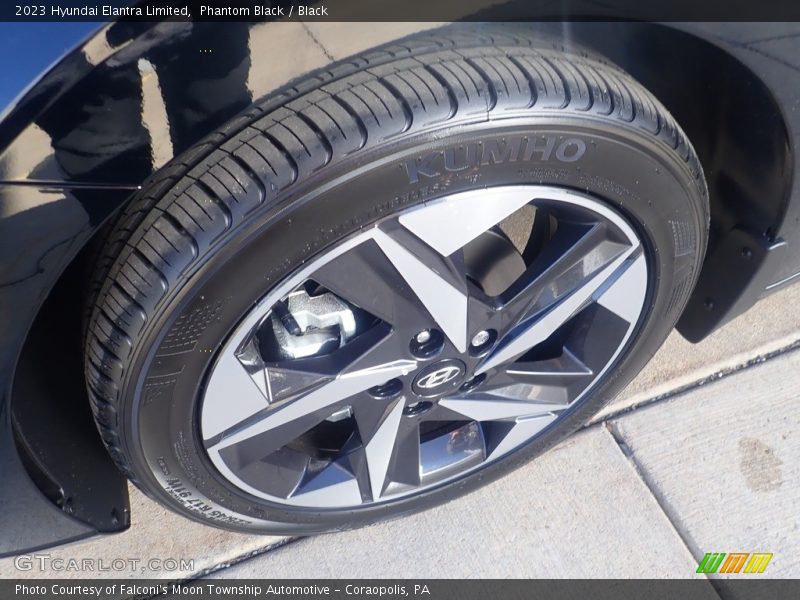 Phantom Black / Black 2023 Hyundai Elantra Limited