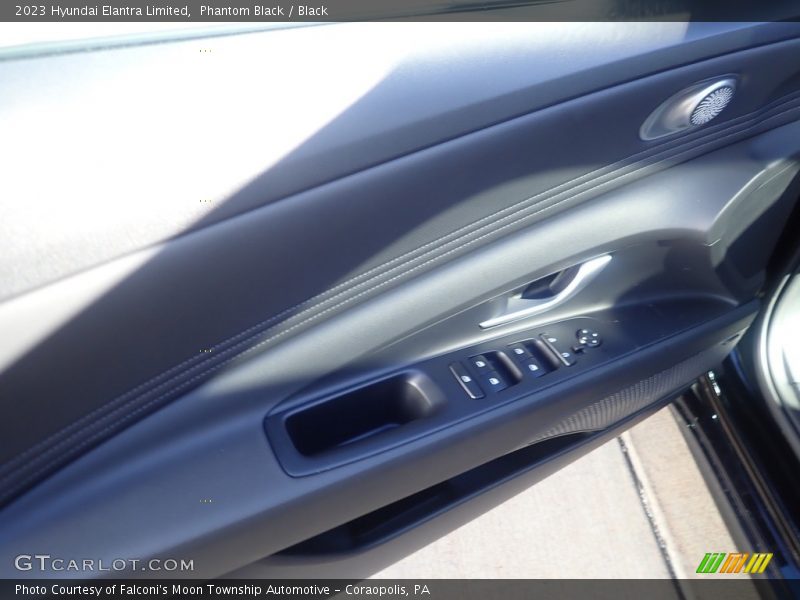 Phantom Black / Black 2023 Hyundai Elantra Limited