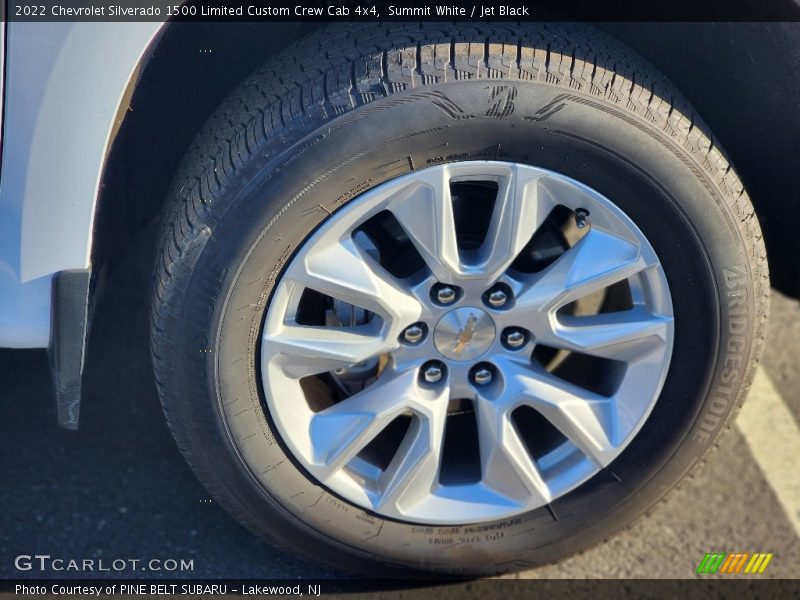 Summit White / Jet Black 2022 Chevrolet Silverado 1500 Limited Custom Crew Cab 4x4