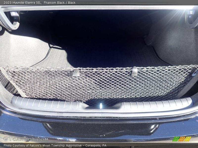 Phantom Black / Black 2023 Hyundai Elantra SEL