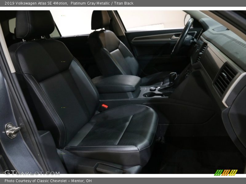 Front Seat of 2019 Atlas SE 4Motion