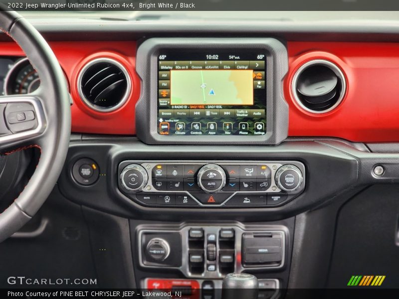 Bright White / Black 2022 Jeep Wrangler Unlimited Rubicon 4x4