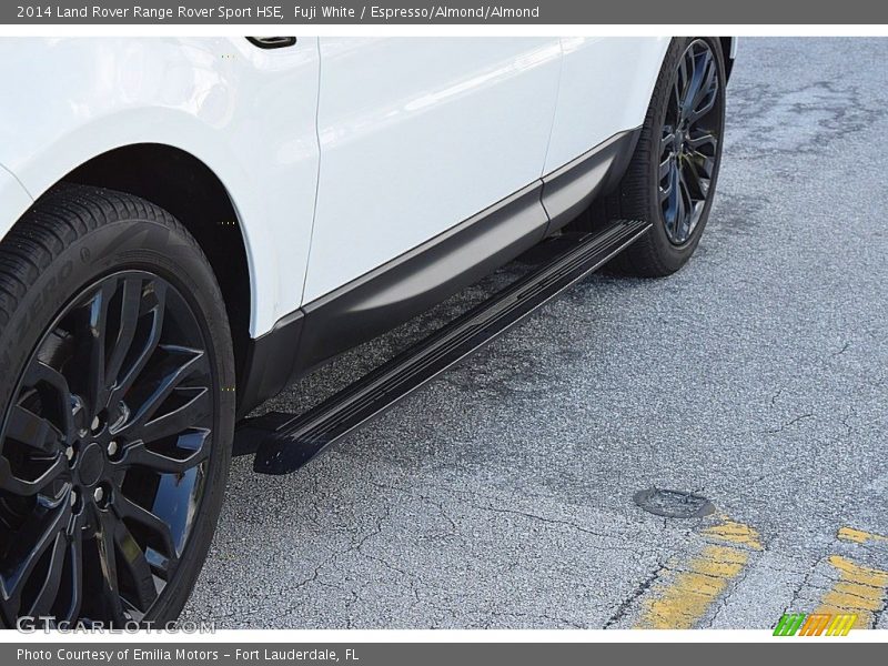 Fuji White / Espresso/Almond/Almond 2014 Land Rover Range Rover Sport HSE