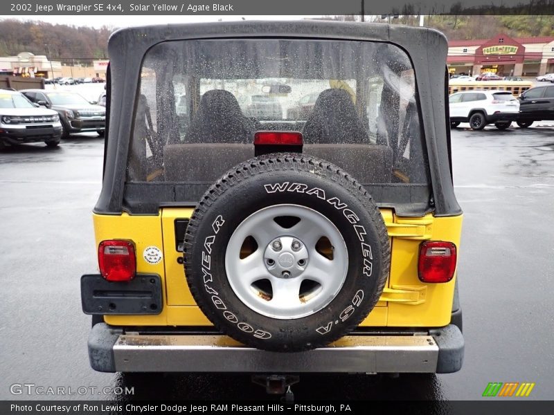 Solar Yellow / Agate Black 2002 Jeep Wrangler SE 4x4