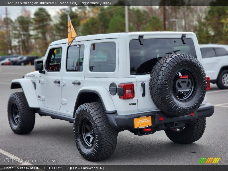 Bright White / Black 2022 Jeep Wrangler Unlimited Rubicon 4x4