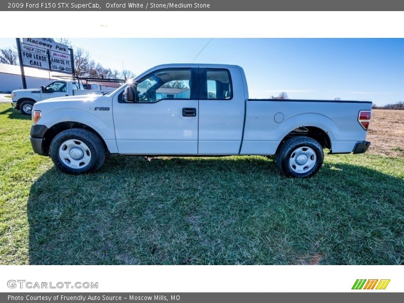 Oxford White / Stone/Medium Stone 2009 Ford F150 STX SuperCab