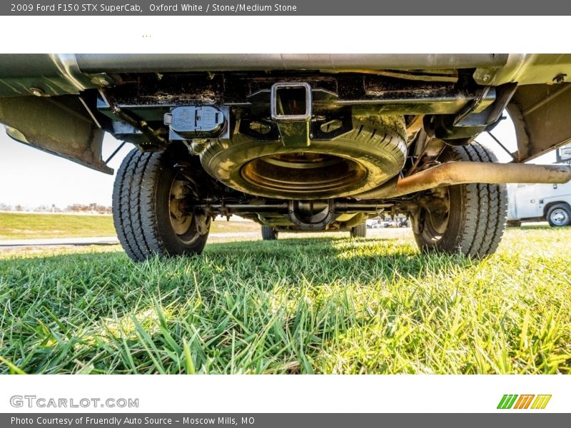 Oxford White / Stone/Medium Stone 2009 Ford F150 STX SuperCab