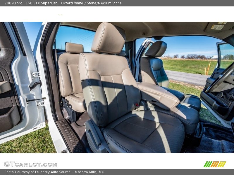 Oxford White / Stone/Medium Stone 2009 Ford F150 STX SuperCab
