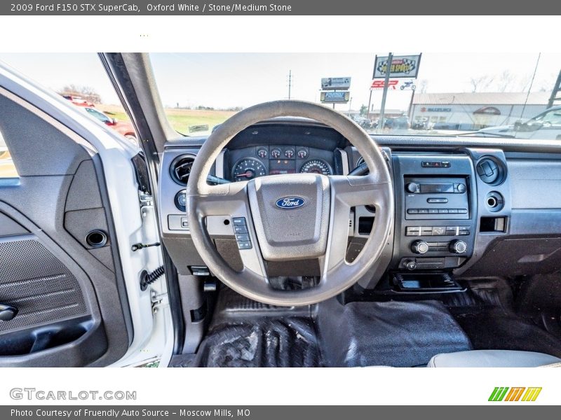 Oxford White / Stone/Medium Stone 2009 Ford F150 STX SuperCab