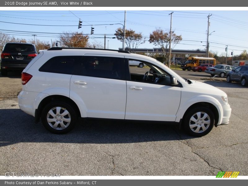 Vice White / Black 2018 Dodge Journey SE AWD