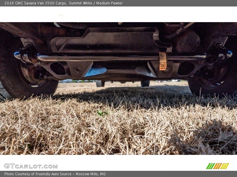 Summit White / Medium Pewter 2016 GMC Savana Van 3500 Cargo