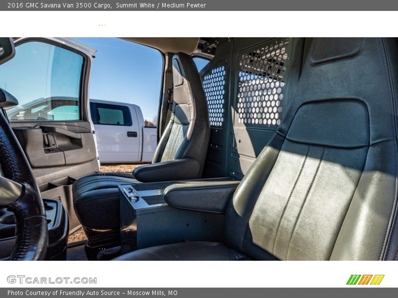 Summit White / Medium Pewter 2016 GMC Savana Van 3500 Cargo