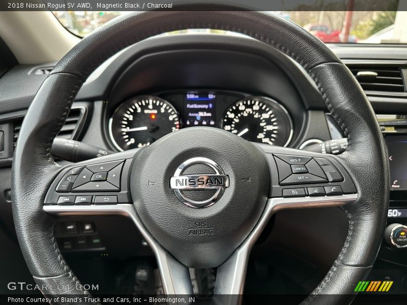  2018 Rogue SV AWD Steering Wheel