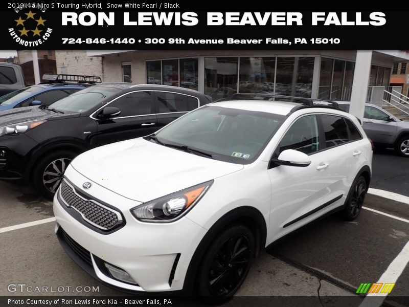Snow White Pearl / Black 2019 Kia Niro S Touring Hybrid