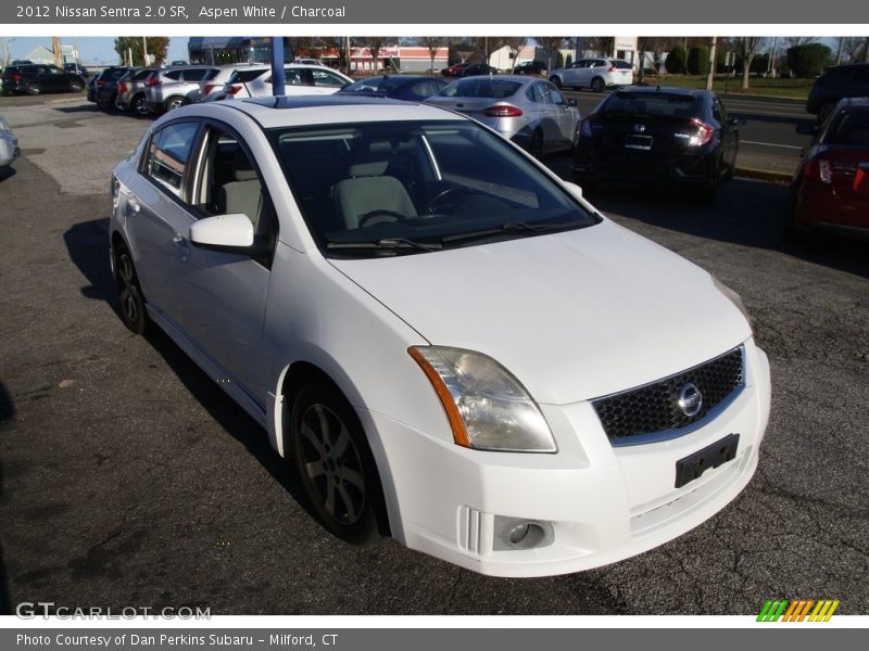 Aspen White / Charcoal 2012 Nissan Sentra 2.0 SR