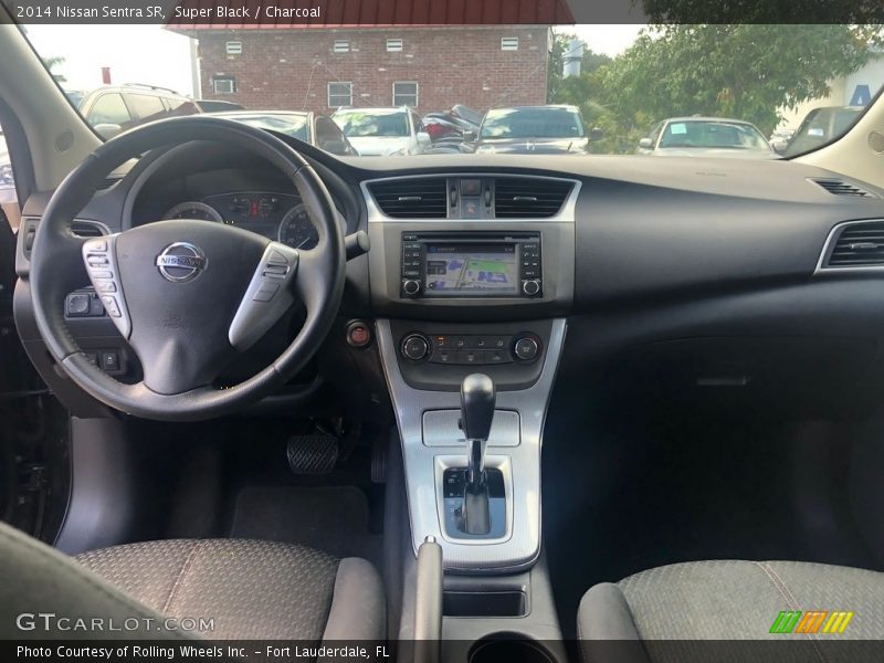 Super Black / Charcoal 2014 Nissan Sentra SR