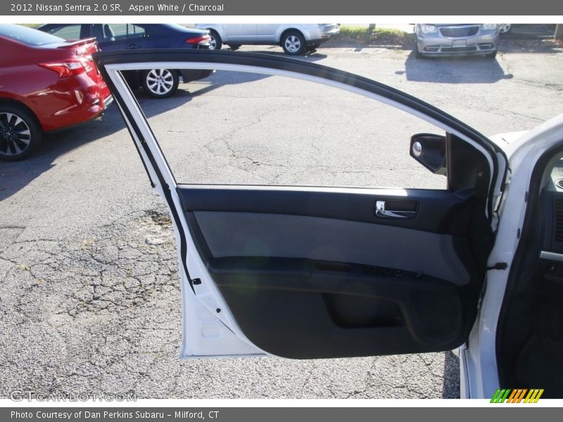 Aspen White / Charcoal 2012 Nissan Sentra 2.0 SR