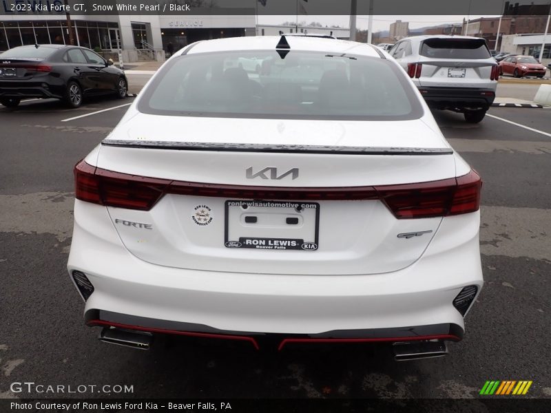 Snow White Pearl / Black 2023 Kia Forte GT