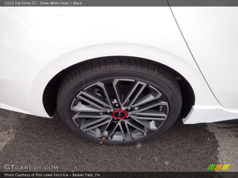 Snow White Pearl / Black 2023 Kia Forte GT