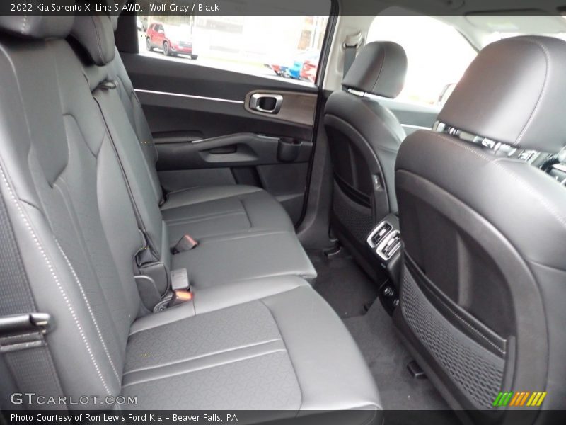Wolf Gray / Black 2022 Kia Sorento X-Line S AWD
