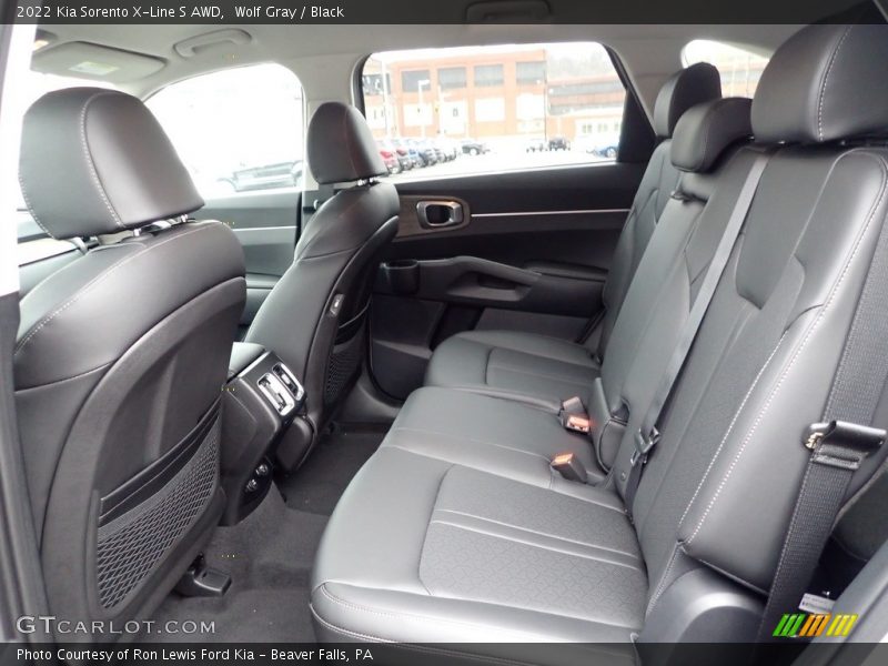 Wolf Gray / Black 2022 Kia Sorento X-Line S AWD