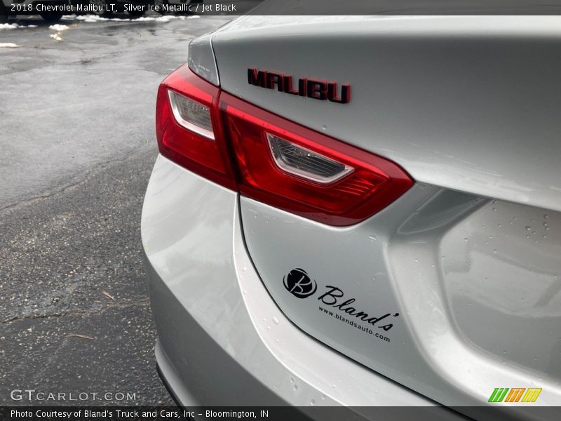 Silver Ice Metallic / Jet Black 2018 Chevrolet Malibu LT