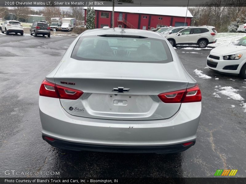 Silver Ice Metallic / Jet Black 2018 Chevrolet Malibu LT