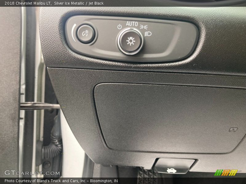 Silver Ice Metallic / Jet Black 2018 Chevrolet Malibu LT