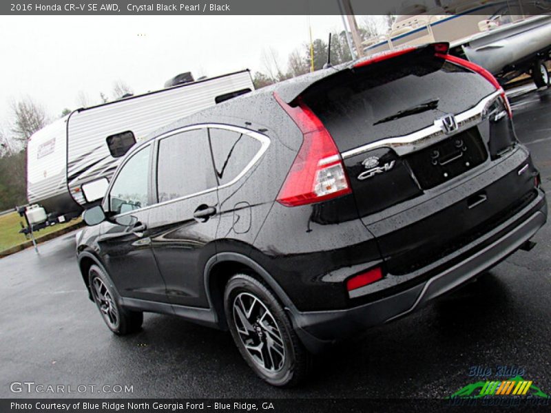 Crystal Black Pearl / Black 2016 Honda CR-V SE AWD