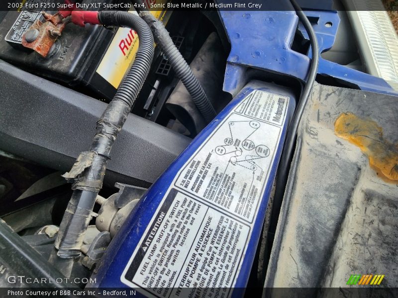 Sonic Blue Metallic / Medium Flint Grey 2003 Ford F250 Super Duty XLT SuperCab 4x4