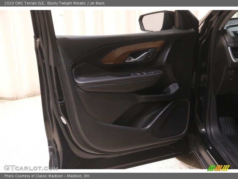 Ebony Twilight Metallic / Jet Black 2020 GMC Terrain SLE