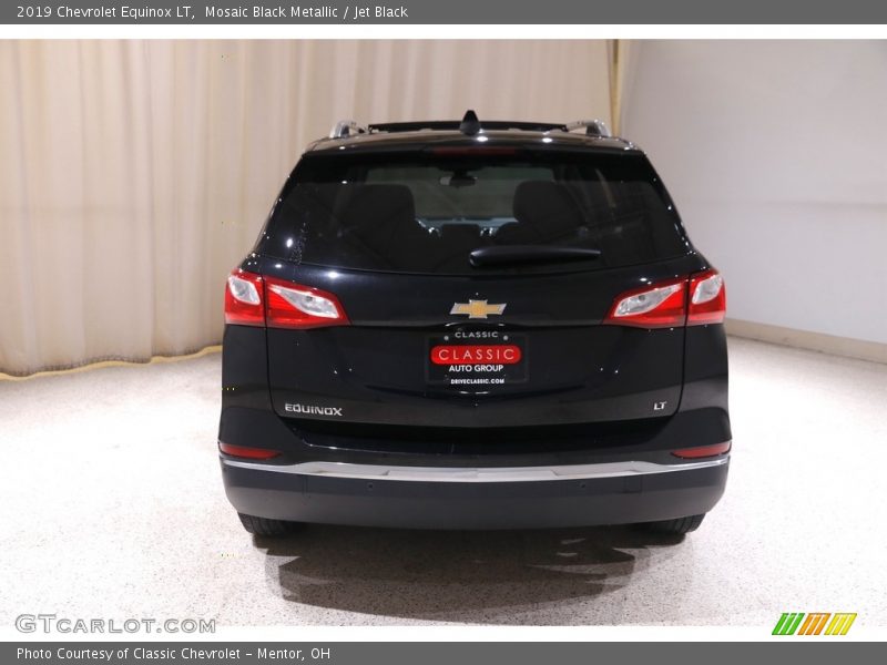 Mosaic Black Metallic / Jet Black 2019 Chevrolet Equinox LT