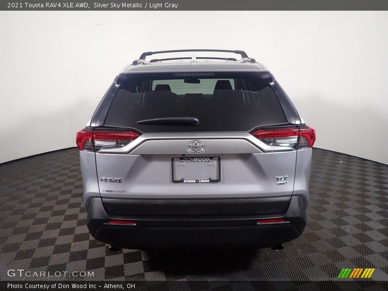 Silver Sky Metallic / Light Gray 2021 Toyota RAV4 XLE AWD